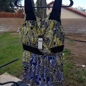 Bcbg multi color top